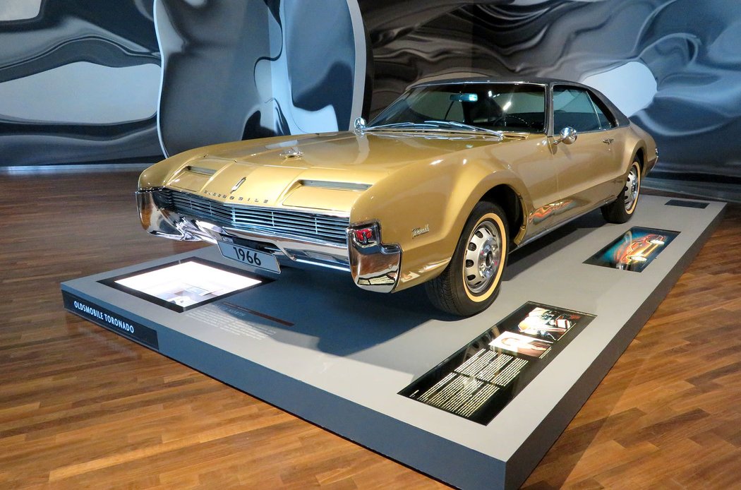 Oldsmobile Toronado