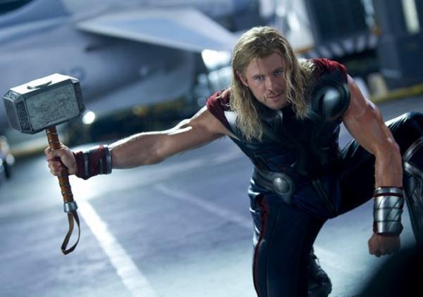 Thor (Chris Hemsworth) z filmu Avengers