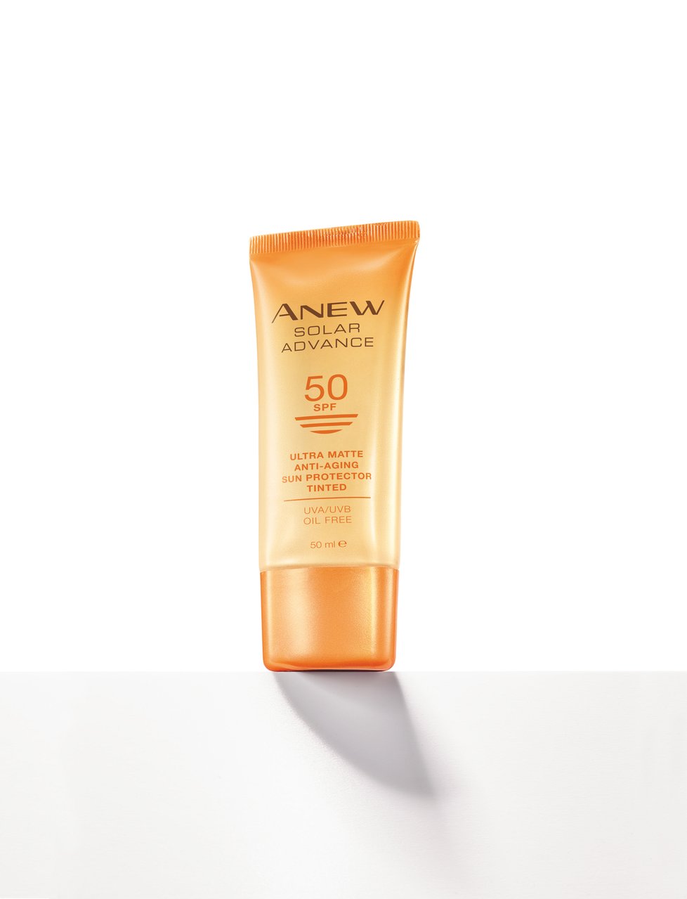 Krém na opalování proti stárnutí pleti s SPF 50, Avon, 400 Kč