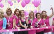 Avon Pochod 2014: Zleva Kateřina Brožová, Ivana Gottová, Monika Absolonová, Lenka Filipovská, Jiřina Bohdalová a Simona Stašová