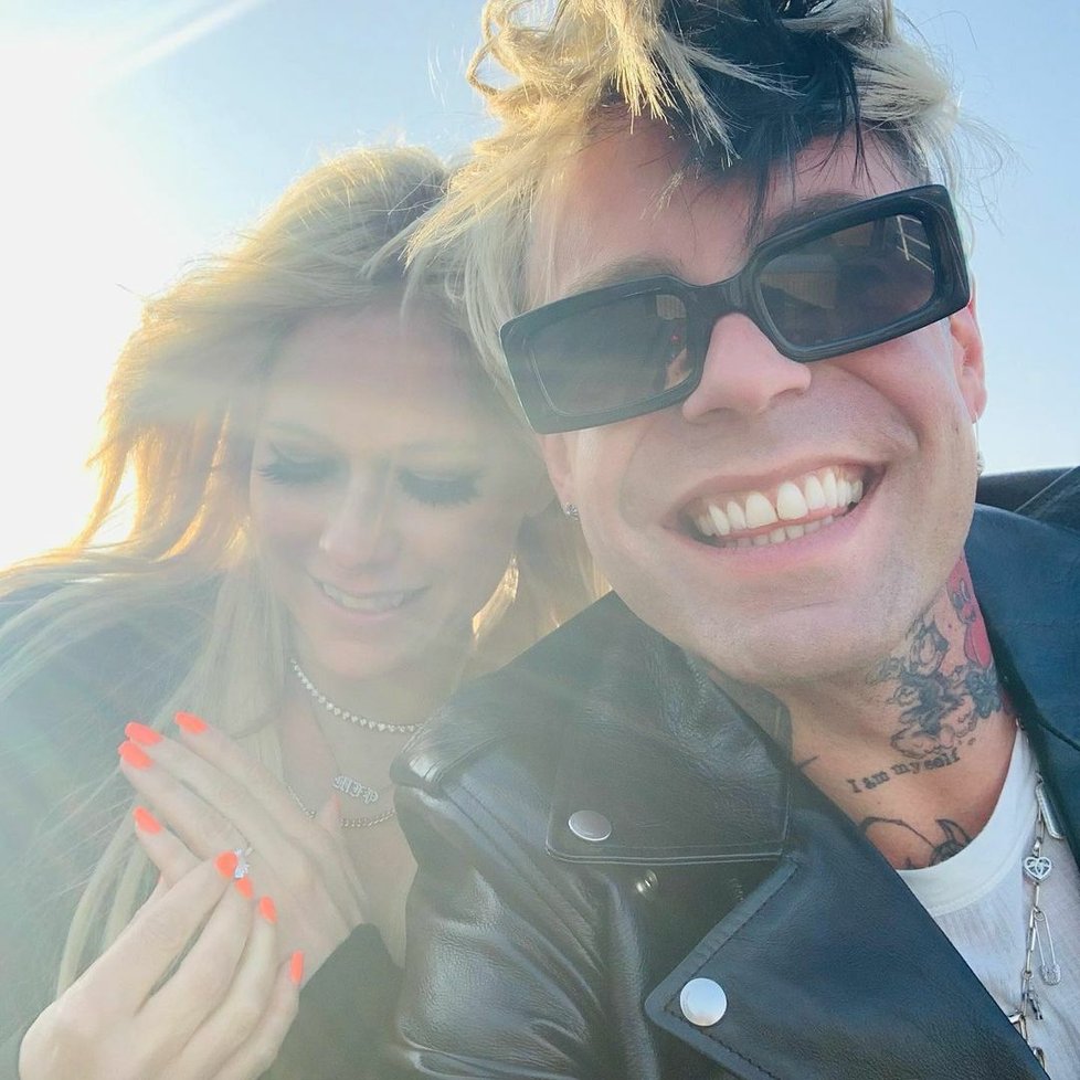 Avril Lavigne a Mod Sun