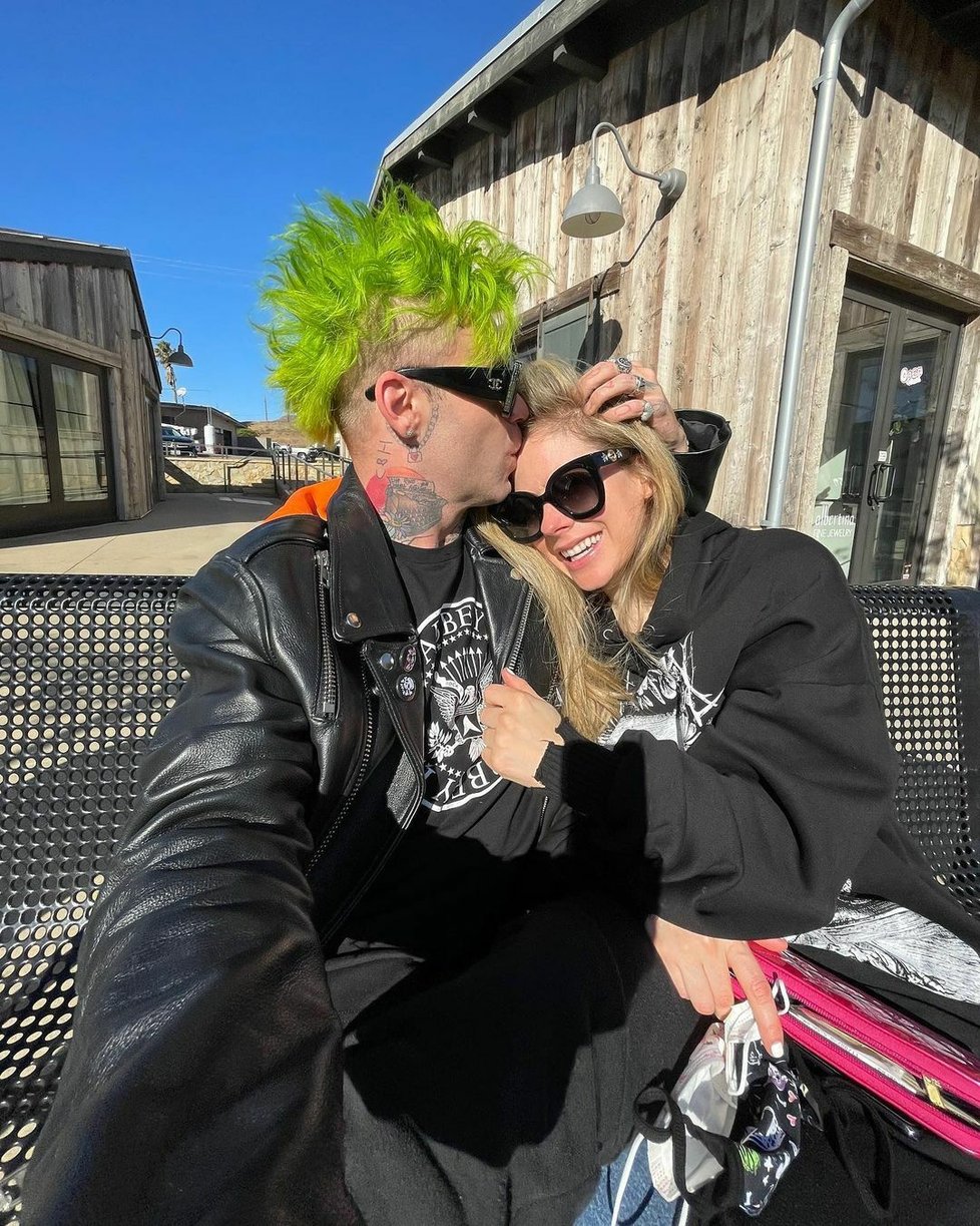 Avril Lavigne a Mod Sun