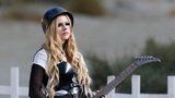 Punkrocková princezna znovu v Praze: Avril Lavigneová se v novém albu snaží vyzpívat z nemoci i rozchodu