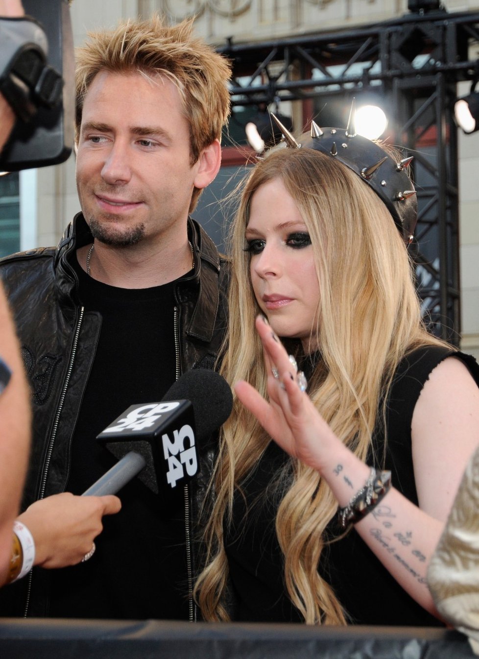 Avril jsou s Chadem spolu teprve něco málo přes rok
