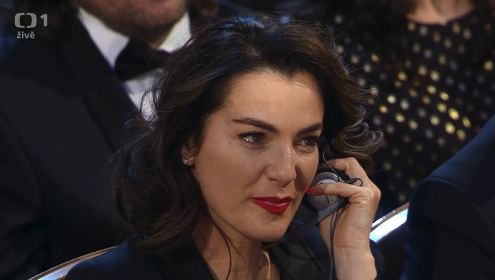 Ayelet Zurer.