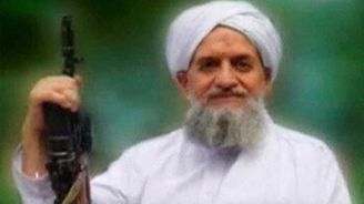 Smrt šéfa Al-Káidy může narušit jednotu Tálibánu. Po raketách Hellfire nasadí USA finanční nástroje