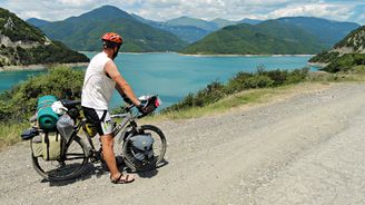 Drsná cyklojízda přes tři země aneb Ázerbájdžán, Gruzie a Arménie ze sedla bicyklu