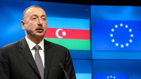 Ázerbájdžán podplácel Evropu, špinavé peníze jsou i v Česku.