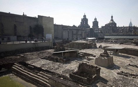 Na území hlavního města Mexika odkryli archeologové aztécké stavby, které mohou ukrývat ostatky aztéckých králů.