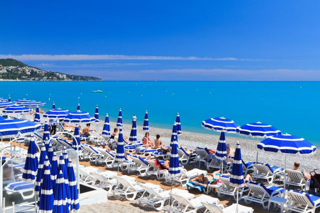 Azurové pobřeží, to je pojem. Kdo by se nechtěl podívat do Nice, Cannes, monackého knížectví anebo do Marseille?