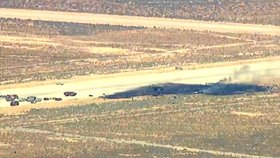 Při havárii amerického bombardéru B-52 zahynulo všech osm členů posádky.