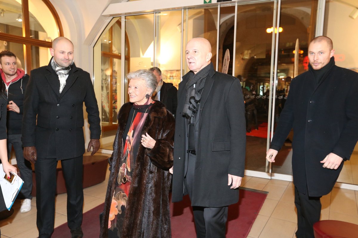 Zdenka Procházková hraje starou Baarovou. Na fotografii s Ondřejem Soukupem.