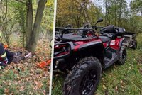Jako „bába pod kořenem“: Dědu mezi kmeny vyprošťovali hydraulikou!