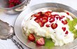 Pavlova s jahodami