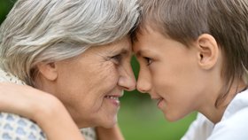Hlídání vnoučat: Je to povinnost, nebo ne? A jaká je vaše babička? 