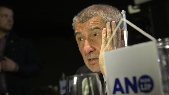 Vicepremiér Andrej Babiš ve volebním štábu hnutí ANO