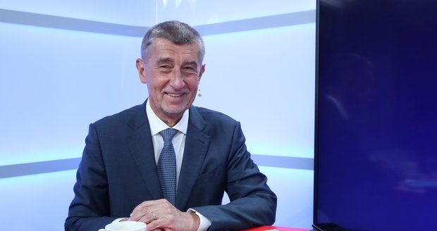 Babiš prozradil, proč si nezažádal o důchod. Komu vláda přidá a kdo ostrouhá?  