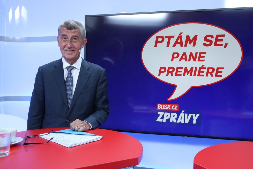 Premiér Andrej Babiš ve studiu Blesku