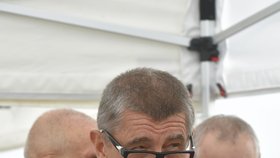 Andrej Babiš na místě nedaleko Sokolova, kde chce automobilka BMW vybudovat testovací polygon pro autonomní vozy