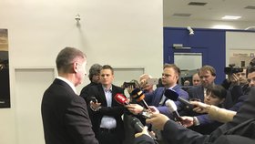 Andrej Babiš v Bruselu v obležení českých novinářů