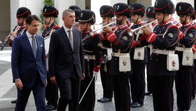 Italský premiér Giuseppe Conte a jeho český protějšek Andrej Babiš (28. 8. 2018)