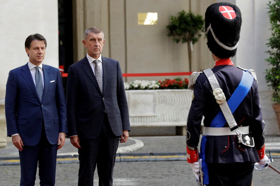 Italský premiér Giuseppe Conte a jeho český protějšek Andrej Babiš (28. 8. 2018)