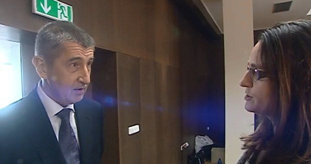 „Jste zkorumpovaná pakáž,“ vyjel Babiš na novinářku ČT. Ptala se na dluhopisy