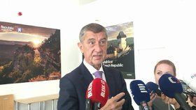 Babiš se omluvil demonstrantům a zase se do nich pustil: Nejsem zloděj