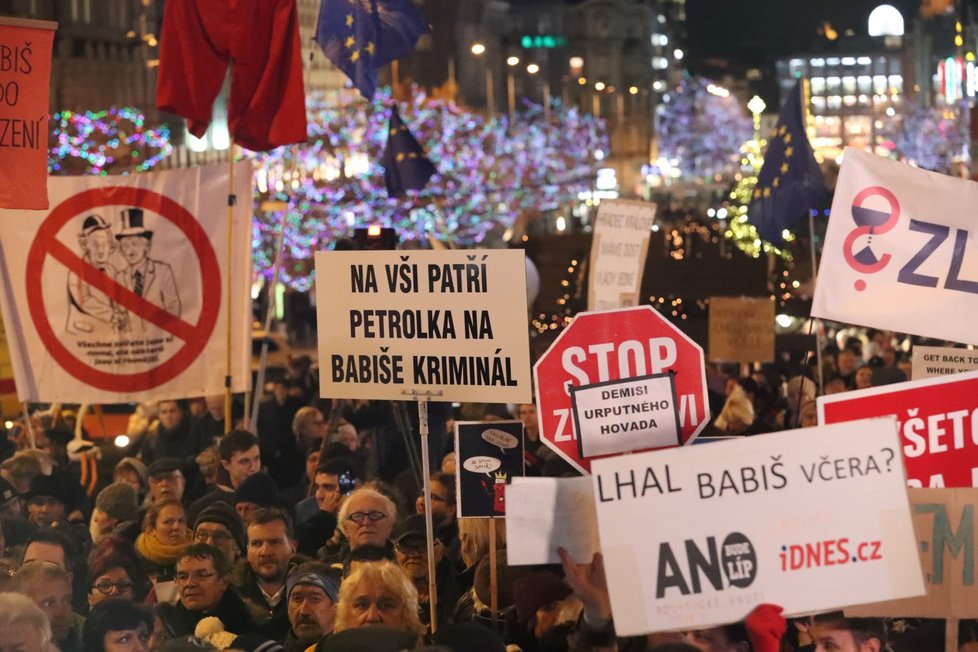 Demonstrace za odstoupení premiéra Andreje Babiše (10. 12. 2019)