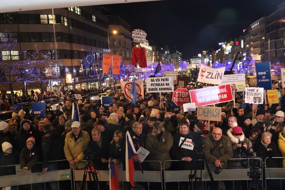 Demonstrace za odstoupení premiéra Andreje Babiše (10. 12. 2019)