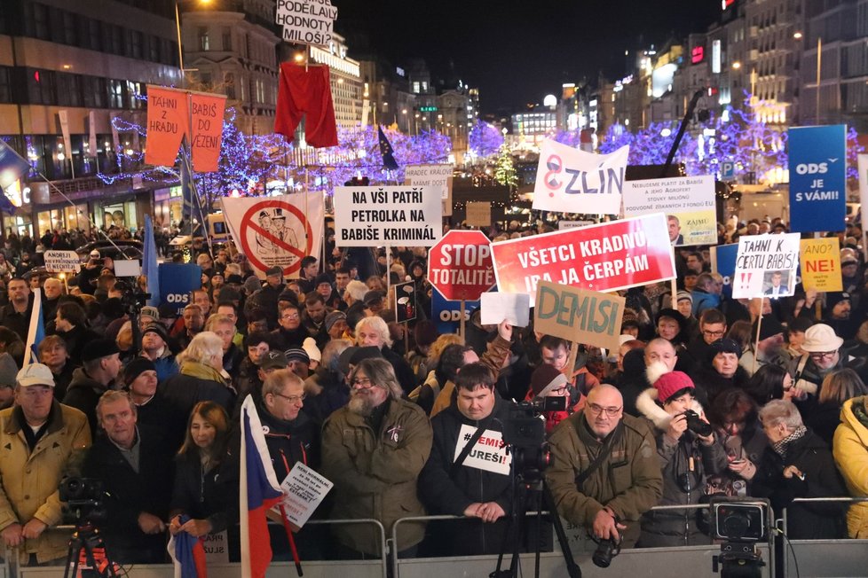 Demonstrace za odstoupení premiéra Andreje Babiše (10. 12. 2019)