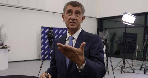 Andrej Babiš exkluzivně o volbách: Kalousek káže vodu, ale pije víno!