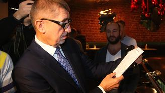 Babiš (skoro) osvobozuje venkovské spolky z EET. Kdy osvobodí i ostatní? Babiš (skoro) osvobozuje venkovské spolky z EET. Kdy osvobodí i ostatní?