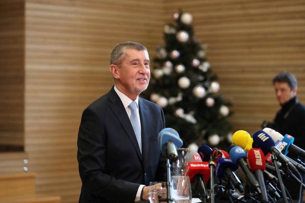 Expremiér Andrej Babiš (ANO) v Průhonicích poté, co soud rozhodl o jeho nevině. (9. 1. 2023)