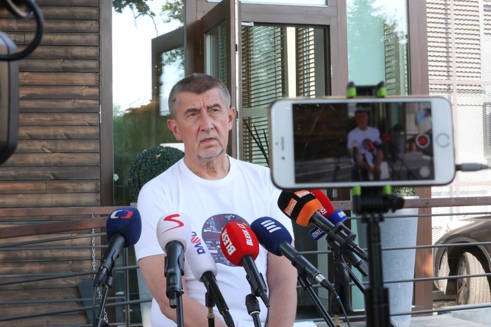 Andrej Babiš po schůzce s Janem Hamáčkem 16. června 2018.