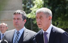 Vládní krize kvůli kultuře: Babiš s Hamáčkem chtějí za Zemanem