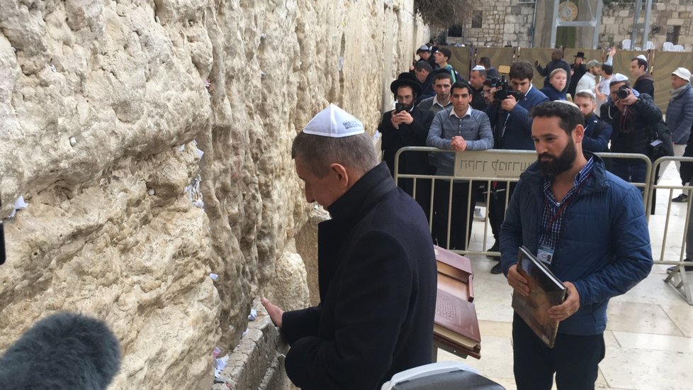 Premiér Andrej Babiš u Zdi nářků v Jeruzalémě (19.2.2019)