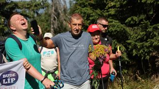 Babiš už Motoristy nepotřebuje. V boji se suchem je ani nepozval na schůzku Babiš už Motoristy nepotřebuje. V boji se suchem je ani nepozval na schůzku