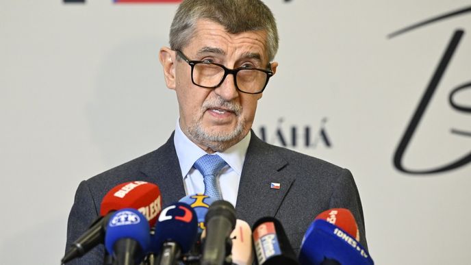Kandidát na prezidenta Andrej Babiš (ANO) na mimořádné tiskové konferenci kvůli výhružkám (24.1.2023)  