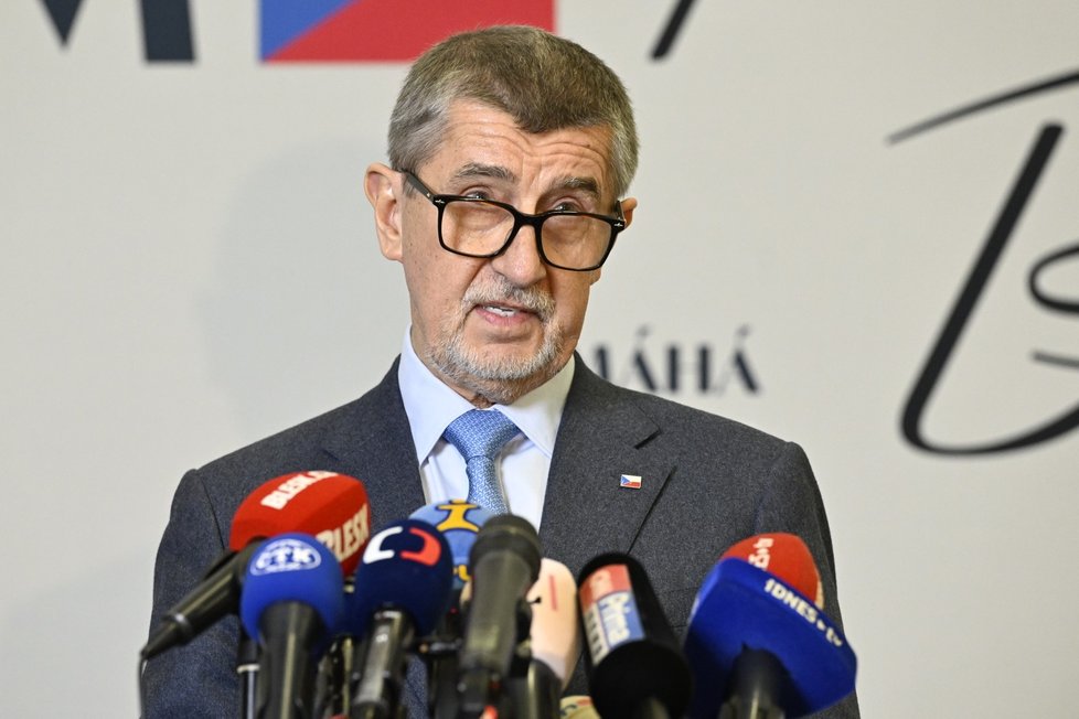 Kandidát na prezidenta Andrej Babiš (ANO) na mimořádné tiskové konferenci kvůli výhružkám (24. 1. 2023)
