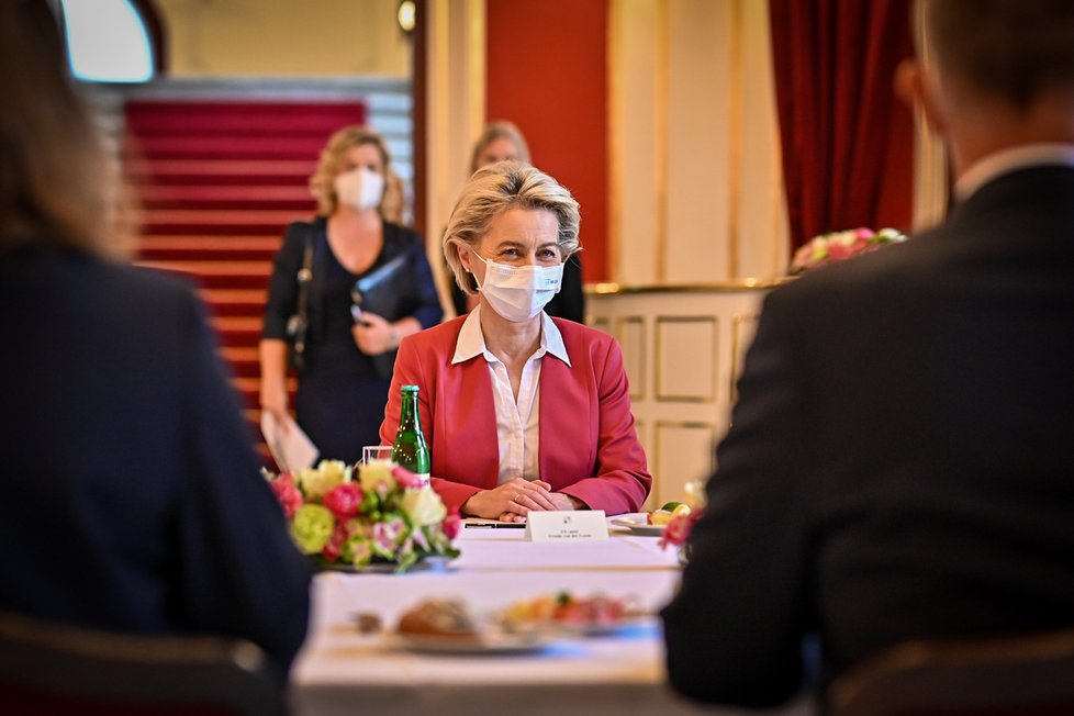 Andrej Babiš (ANO) a šéfka Evropské komise Ursula von der Leyenová v Česku (21. 7. 2021)