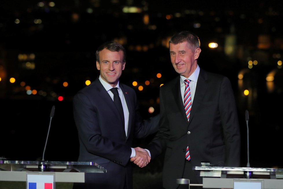 Francouzský prezident Emmanuel Macron a český premiér Andrej Babiš (ANO) (26. 10. 2018)