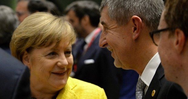 Babiš se zapsal v Bruselu: S Merkelovou mluvil česky, Juncker mu řekl chlapíku