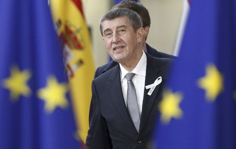 Babiš zvažuje vyhostit ruské diplomaty