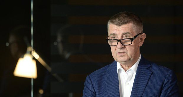 Vytočený Babiš: Chovanec lže, konfident Šlachty nejsem, ale z vlády nejdu