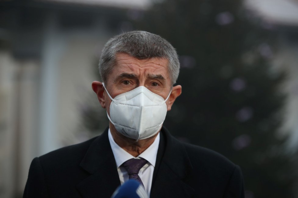 Premiér Andrej Babiš (ANO) byl na novoročním obědě s prezidentem Milošem Zemanem. Pak měl tiskovou konferenci (3. 1. 2021) Premiér Andrej Babiš (ANO) byl na novoročním obědě s prezidentem Milošem Zemanem. Pak měl tiskovou konferenci (3. 1. 2021)