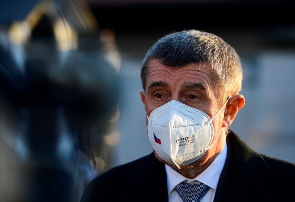 Premiér Andrej Babiš (ANO) po schůzce s prezidentem Milošem Zemanem 26. dubna 2021 na zámku v Lánech