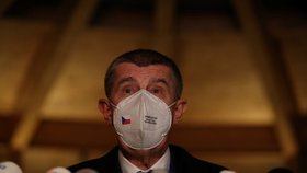 Premiér v demisi Andrej Babiš (ANO) po setkání s prezidentem Milošem Zemanem v ÚVN (15. 11. 2021)