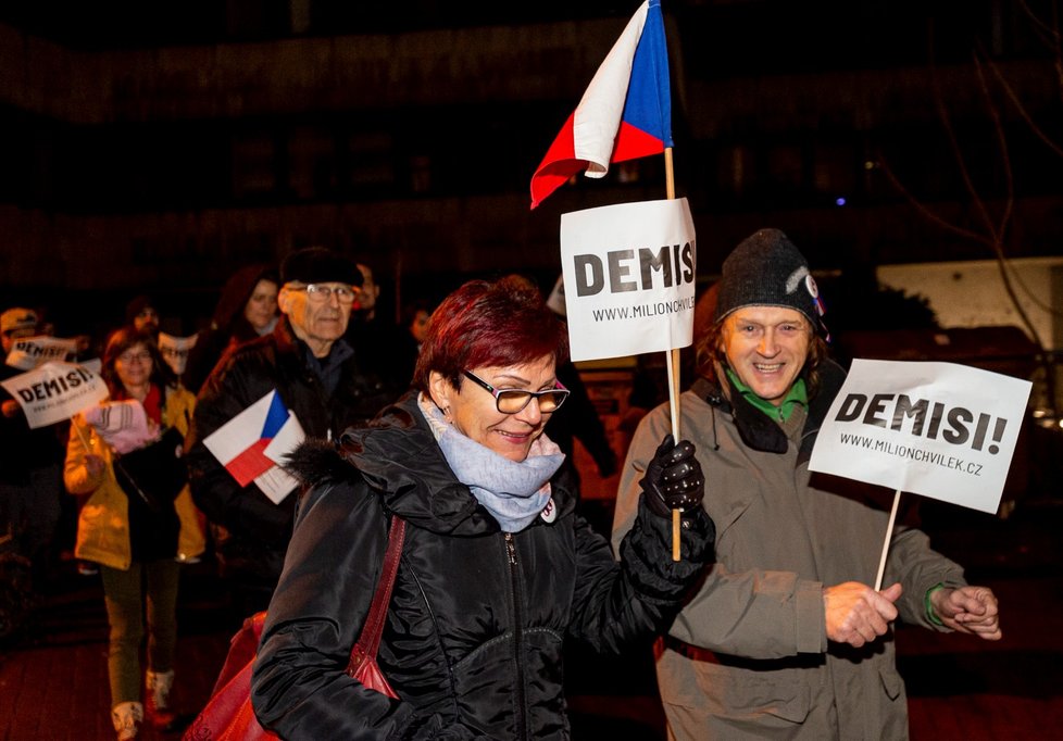 Protestní akce za odstoupení premiéra Andreje Babiše (ANO) v Ústí nad Labem (19. 12. 2019)