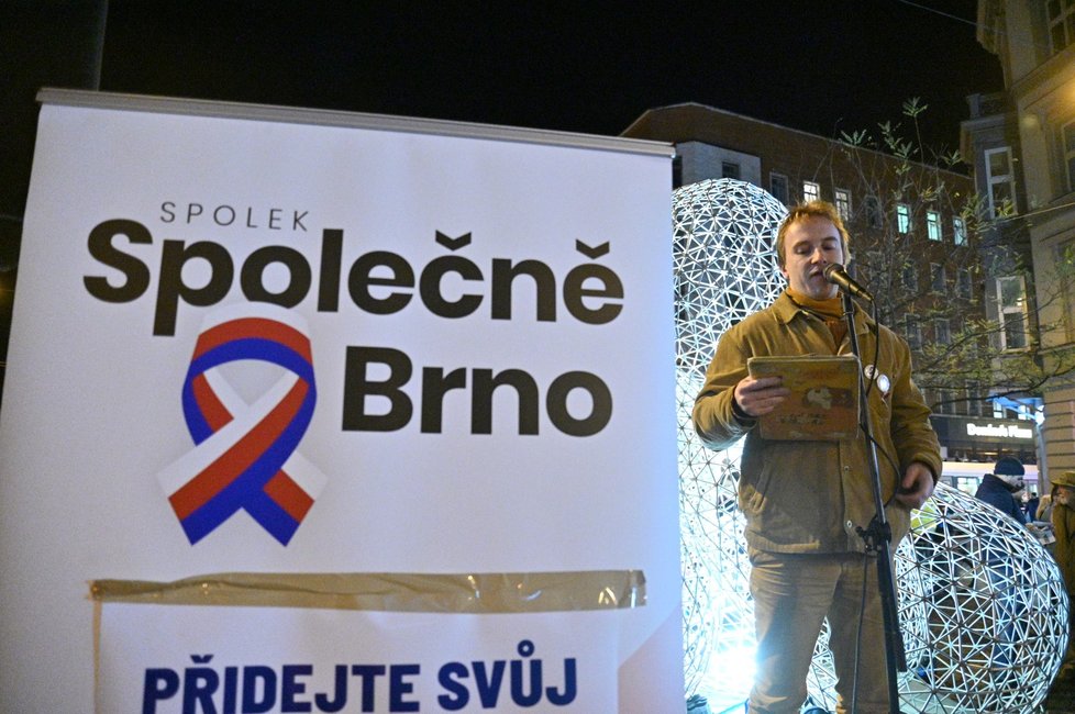 Protestní akce za odstoupení premiéra Andreje Babiše (ANO) v Brně (19. 12. 2019)